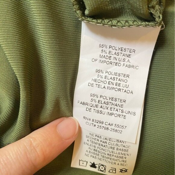 Annalee & Hope Olive Green Cropped Sleeveless V-Neck Jumpsuit Size M - Picture 4 of 7